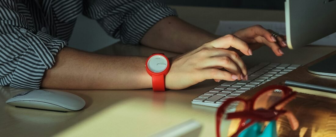 Como Decorar Meu Quarto Home Office: Estilo, Conforto e Funcionalidade